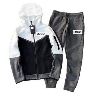 Ensemble de survêtement unisexe personnalisé en molleton technique respirant, coupe ajustée, vêtements de sport avec logo personnalisé, fabriqué au Pakistan - Product Image 1