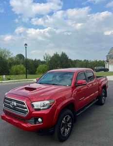 Toyota Tacoma Pickup 2019 d'occasion en bon état, boîte de vitesses automatique, conduite à gauche, intérieur en cuir couleur foncée, taille des pneus R17 - Product Image 5