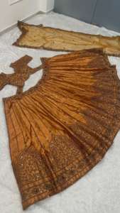 Conjunto de Lehenga de Seda Satinada de Alta Calidad con Bordado Dori Elaborado, Falda de 3.5m, Vestido de Novia Indio de Diseñador, Ropa Étnica de Boutique - Product Image 6