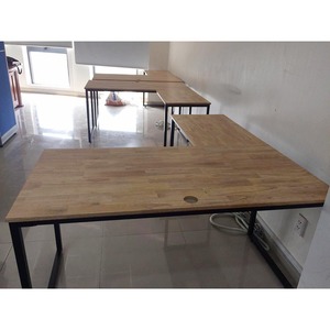 L-Shaped Corner Desk 140x140cm Minimalist Design Rubber Wood Computer Desk with Assembly Legs HBMN014 - Product Image 6