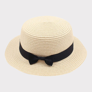 Chapeau en tricot de paille raphia à large bord vintage fait à la main par Vietnam Factory Girls Accessoire de plage à la mode pour les voyages d'été - Product Image 2
