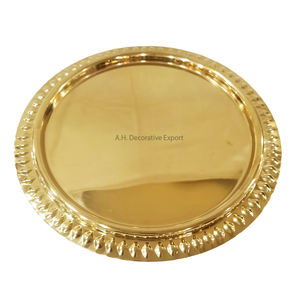 Golden <b>Charger</b> <b>Plate</b> Most Precious With High Durability Metal <b>Charger</b> <b>Plates</b> Retain Food Warm Dinnerware Under <b>Plate</b> - Product Image 4