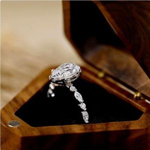 แหวนเงิน925รูปหยดน้ำตาสำหรับผู้หญิงสายรัดเพชรโมอิสซาไนต์รูปลูกแพร์และเพชรโมอิสซาไนต์สำหรับงานแต่งงาน - Product Image 3