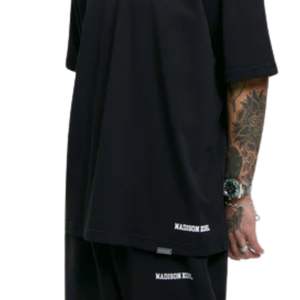 Camiseta de gran tamaño colegiada negra 300 GSM algodón Jersey de peso medio ajuste relajado Boxy hombro caído costilla cuello Vintage atletismo - Product Image 6