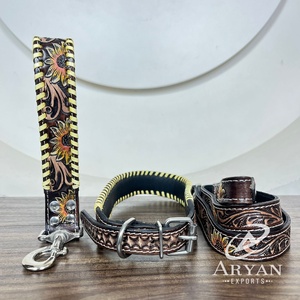 ชุดคอมโบ3ชิ้นสำหรับสุนัขปลอกคอสุนัขหนังแท้ลายดอกทานตะวันพร้อมสายจูงและสายจูงสุนัข - Product Image 1