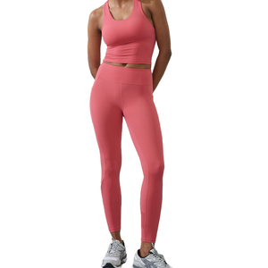 Conjunto de ropa deportiva para entrenamiento de gimnasio para mujer Sujetador deportivo de dos piezas de diseño popular con patrón sólido Conjuntos de Yoga a precio barato - Product Image 1