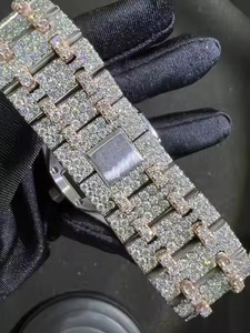 Reloj analógico con diamantes inspirado en el diseñador de alta calidad para mujer, elegancia de lujo con un toque brillante, precio de fábrica disponible - Product Image 2