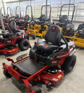 Mini-chargeuse compacte sur chenilles, diesel, avec protection ROPS ouverte, lame avant, forte puissance de creusement, 567 kg, pour la construction - Product Image 3