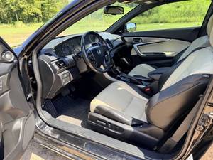 Precio bajo, Honda Accord EX-L V6 2016, auto usado en venta - Product Image 3