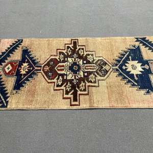 Alfombra Turca Vintage de 2.3x6.3 pies, Alfombra de Lana con Estampado Animal Azul - Product Image 5