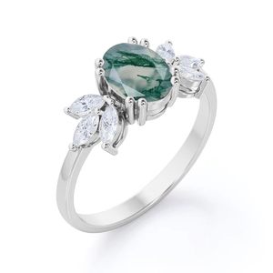 Bague de fiançailles classique personnalisable en argent sterling plaqué or 14 carats avec agate mousse ovale de 1,20 carat et double griffe pour mariages - Product Image 1