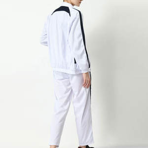 Conjunto cortavientos para mujer de primavera y otoño al por mayor, chaqueta informal con capucha y pantalones de cintura elástica, conjunto cortavientos - Product Image 4