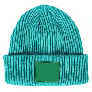 Gorro gráfico con letras 2025, gorros de punto con diamantes de imitación ostentosos, gorro cálido de invierno con Calavera, gorro para hombre - Product Image 3