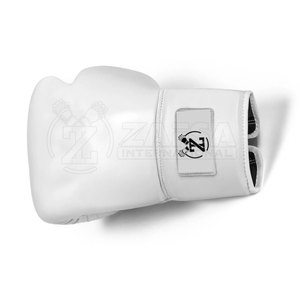 Les adultes utilisent des gants de MMA et de boxe confortables fabriqués en usine pour l'entraînement aux arts martiaux - Product Image 4