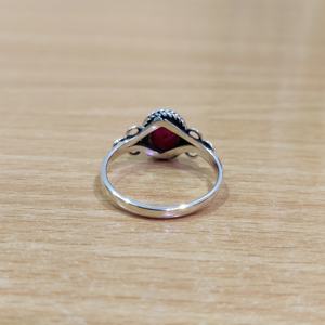 Moda rubí ágata piedras preciosas diseño de flores hechas a mano joyería de plata mayorista de la India anillo más vendido - Product Image 4