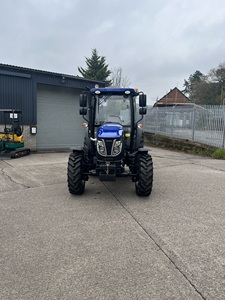 Lovol M754 Tracteur à roues 70 HP 4WD Tracteur agricole agricole avec moteur Doosan, navette synchro et cabine AC - Product Image 6