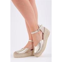 Espadrille à talon compensé fermé