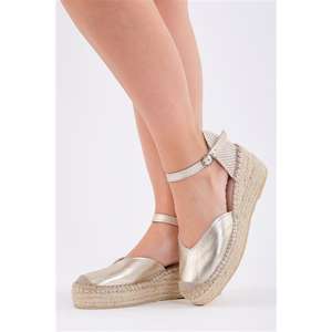 Alpargata cerrada con punta en cuña - Product Image 5