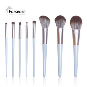 Juego de brochas de maquillaje blancas de 8 piezas al por mayor, brochas veganas de cerdas suaves para maquillaje, brochas de <span class=keywords><strong>belleza</strong></span> para ojos y rubor en polvo simples - Product Image 1