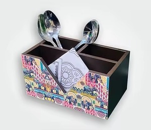 Porta Cubiertos de Madera Moderno Pintado con Función para Colgar, Buen Acabado para Mesa de Comedor - Product Image 1