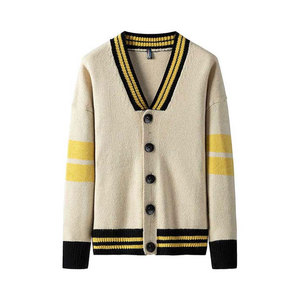 Suéter Cárdigan Clásico de Invierno para Hombre, 100% Lana, Cuello en V, Doble Botonadura, Diseño Elegante, Cómodo, Estilo en Capas - Product Image 6