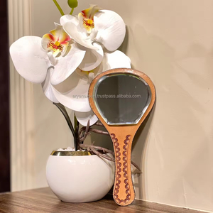 Genuino personalizado Floral hecho a mano Tooled estampado en relieve cuero maquillaje espejos Western Rodeo elegante dama de honor regalos especiales - Product Image 3