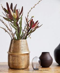 Maceta de latón de estilo único para una decoración elegante del hogar con detalles de primera calidad y artesanía superior - Product Image 1