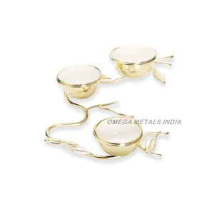 Latest Designs Silver Abstract <b>Metal</b> <b>Bowl</b> with Unique Wavy Edges and Dual-Tone Finish for Stylish Decorative and Dining Use - Product Image 6