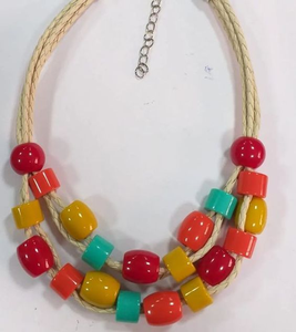 Colliers en perles de résine faites à la main, imitation perles, pour femmes et filles, bijoux tendance, fabriqués en Inde pour les mariages - Product Image 1