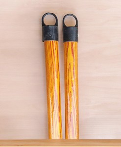 Rosca de tornillo italiano palo de escoba de madera recubierto de PVC fabricado en Vietnam - Product Image 3