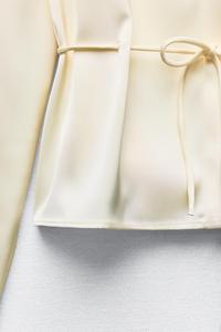 Top informal elegante para mujer de calidad superior, ideal para el verano y la primavera, looks de moda disponibles a precios mayoristas - Product Image 5