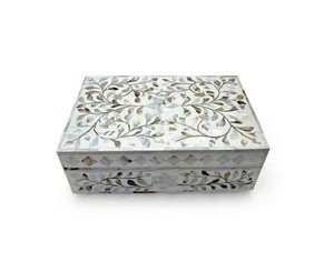 Caja de Joyería de Madera Plástica de Lujo Moderna Hecha a Mano con Estilo Único para Guardar Collares y Anillos, Almacenamiento para Días Festivos - Product Image 4