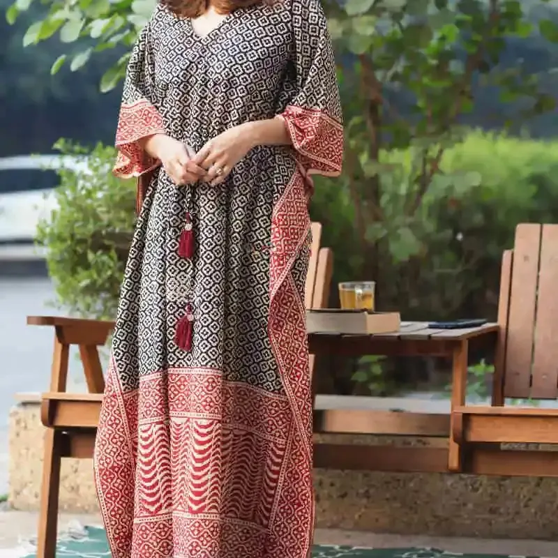 New Arrival Cotton Fabric Beautiful Chinon Crochet Digital Print Kaftan Half Sleeve Long Maxi Dress For Women