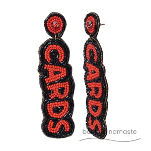 Pendientes de Letras con Cuentas Hechas a Mano, Negros y Rojos, Accesorio de Moda Lindo para Regalos, Venta al por Mayor - Product Image 2