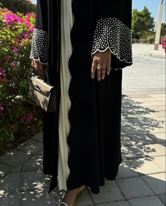 Vente en gros de luxe personnalisé élégant robe abaya en satin pour adultes petites femmes manches hautes à volants XXL XS vêtements islamiques turquie dubaï - Product Image 1