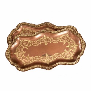 Plateau de service ovale en cuivre de luxe avec motif décoratif en relief, style vintage, plateau en métal doré rose pour la salle à manger et la cuisine - Product Image 4