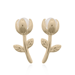 Pendientes de tuerca de perlas de agua dulce de tallo Rosa Plata chapada en oro para minoristas Patrón de forma de flor encantadora - Product Image 1
