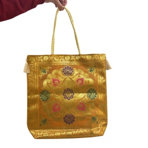 Sac à main pour femme motif Banarasi, grande capacité, léger, résistant à l'eau, sac fourre-tout tendance, broderie pour un usage quotidien - Product Image 3