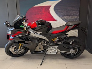 Faros delanteros RSx660 disponibles (Motocicleta) - Product Image 2