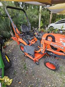 Ofrecemos Maquinaria Agrícola Usada de Alto Rendimiento, Tractor KUBOTA B1-241 4x4 de 24 CV, Equipo Agrícola Listo para Envío - Product Image 4