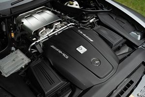 Mercedes-AMG GT C Coupé 2018 Usado en Excelentes Condiciones, 31k Millas, Motor V8 Twin-Turbo, Paquete AMG Dynamic Plus, Tuning ECU AlpineMMS Stage 2 - Product Image 6