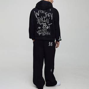Venta al por mayor de moda cremallera negra logotipo impreso personalizado chándal para hombres Streetwear chándales de alta exigencia para el invierno transpirable - Product Image 2