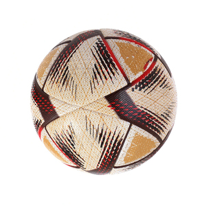 Ballon de football personnalisé sans couture en matériau PU avec tous les logos de conception Prix des matériaux Football à partir de ballons de football de qualité supérieure - Product Image 5