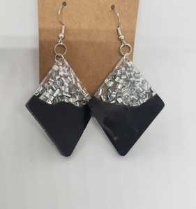 Venta al por mayor de resina epoxi pendiente personalizado nuevo estilo de Venta caliente para las fiestas - Product Image 2