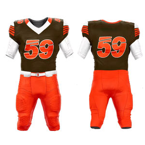 Uniforme de football pour jeunes en polyester 100% de meilleure qualité Ensembles de sublimation personnalisés Caractéristiques respirantes et imprimées - Product Image 3