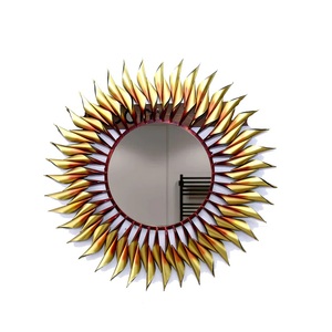 Miroir mural en métal au design contemporain Sun pour le salon et le bureau modernes au prix de gros - Product Image 3
