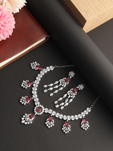 Elegante conjunto de collar nupcial AD para mujer con pendientes a juego disponibles a precios de exportación desde la India - Product Image 3