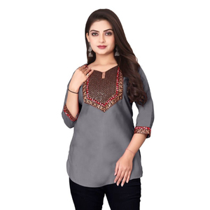 Kurti tradicional para mujer en verde azulado con bordado Zari y trabajo de espejo Moda étnica cómoda y elegante - Product Image 1