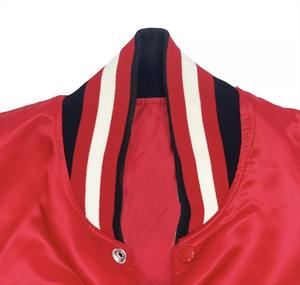 Chaqueta Varsity de Satén para Hombre, Estilo Urbano, Logotipo Personalizado, Ribete en Contraste, Vintage, Reversible, Resistente al Viento, Poliéster Ecológico, Talla Grande - Product Image 6