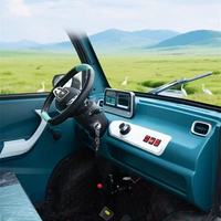 Mini camion électrique à cabine fermée 2 places avec moteur 2000W, vitesse de 45 km/h et autonomie <100 km pour la livraison de petites charges